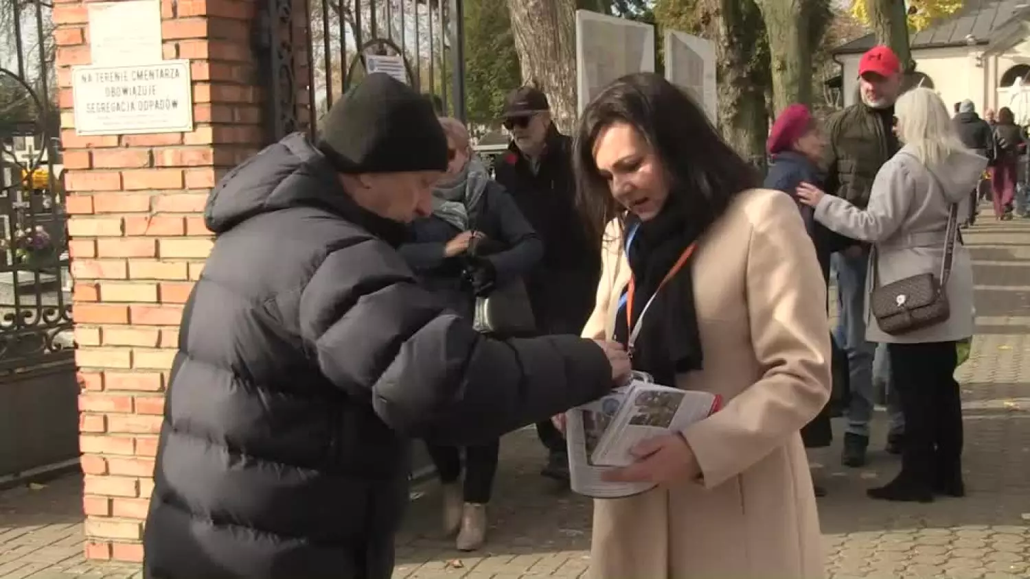 20251103-20251101-c-240-kwesta-ratujmy-historyczne-nagrobki-1.mp4