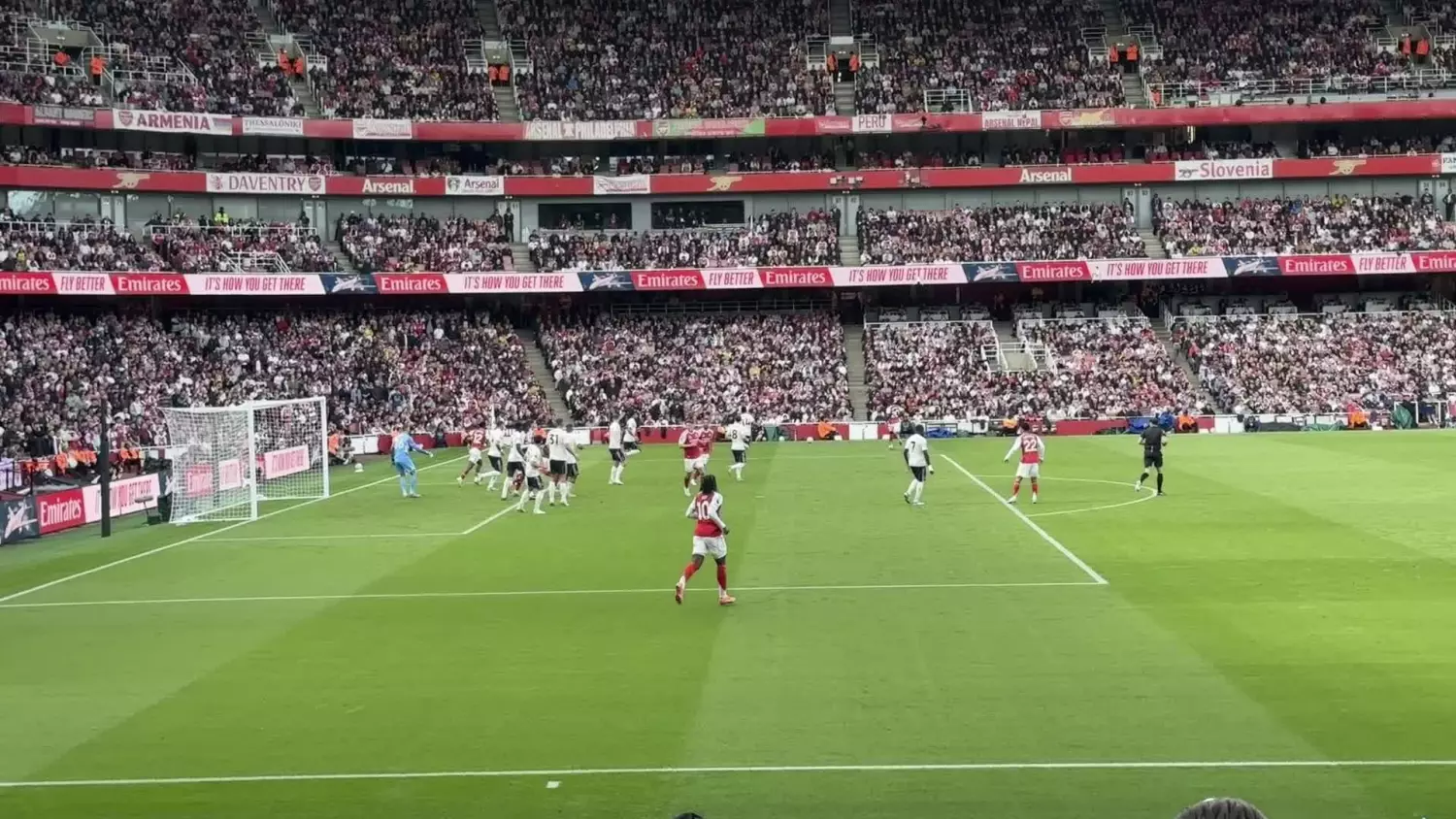 20251114-biuro-podr-y-londyn.mp4