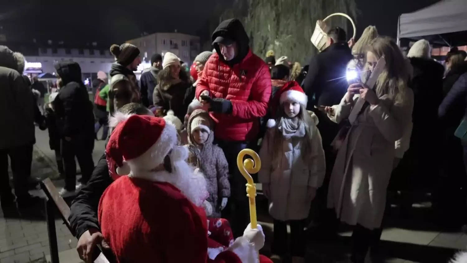 20251208-choinka-sikorskiego.mp4