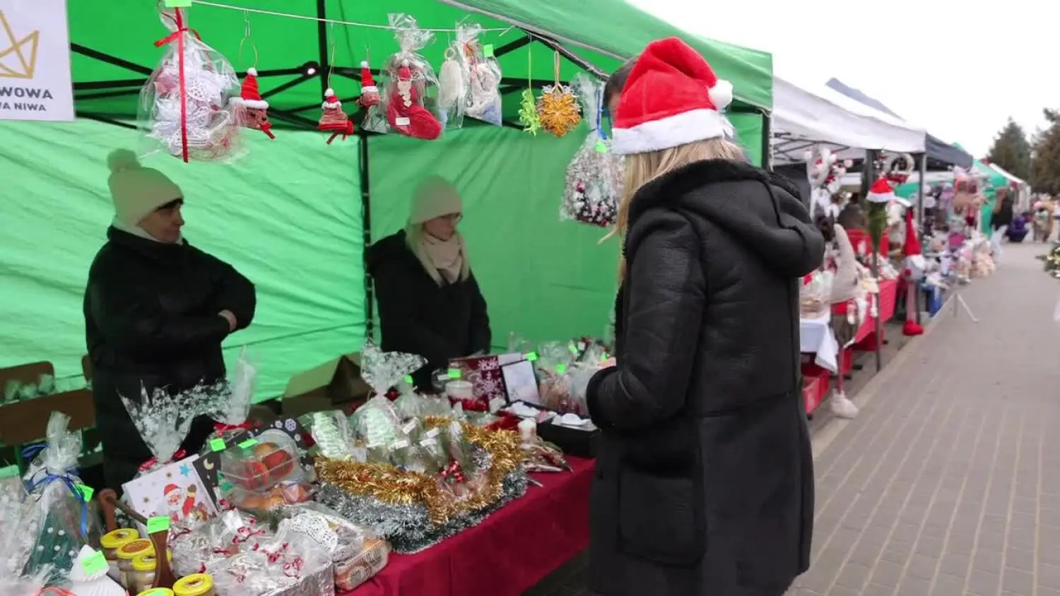20251222-20251221-c-517-jarmark-bozonarodzeniowy-w-krzesku.mp4