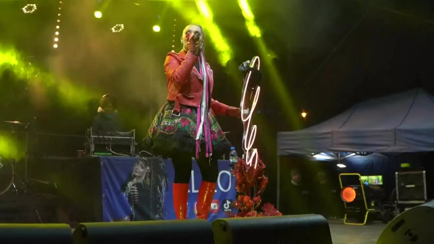 20251229-20251229-c-252-zaproszenie-na-sylwestra-poprawione.mp4