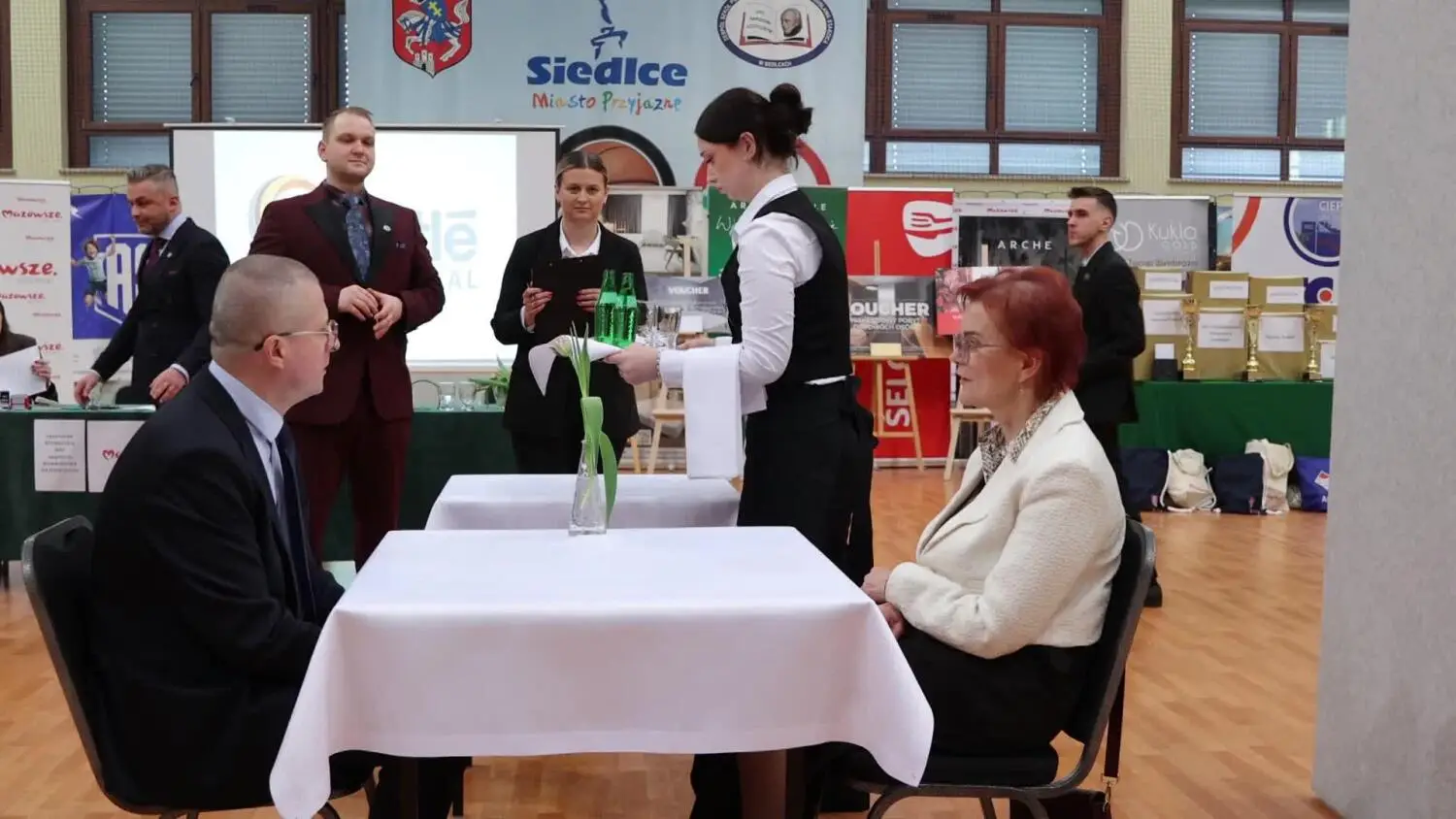 20260318-20280317-c-328-mistrzostwa-mlodych-kelnerow.mp4