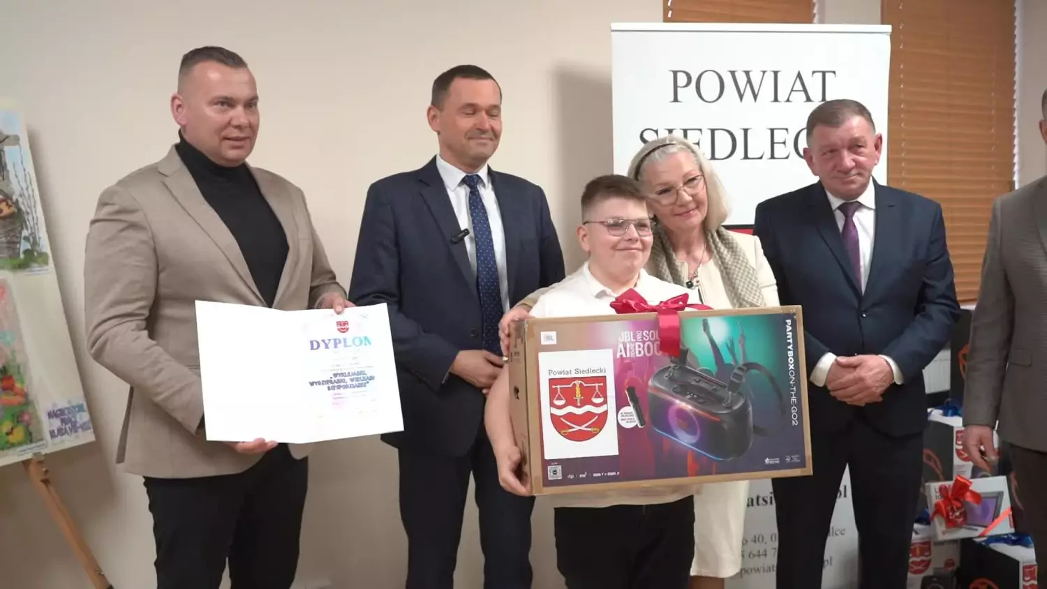 20260327-20260326-c-219-starostwo-konkurs-plastyczny.mp4