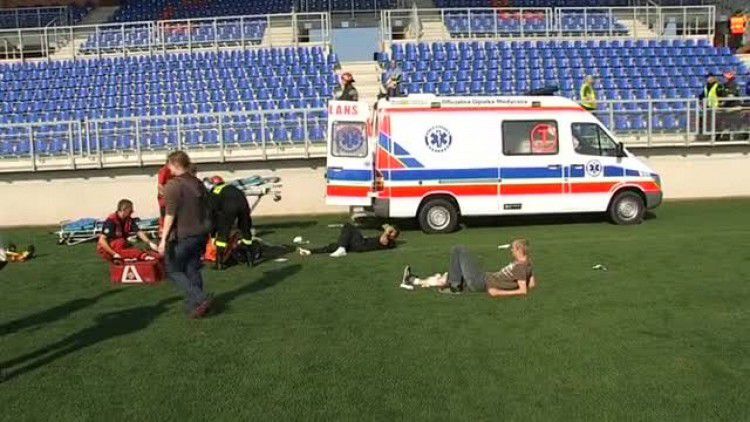 media-2011.09.28-cwiczenia_na_stadionie_ratusz_2011